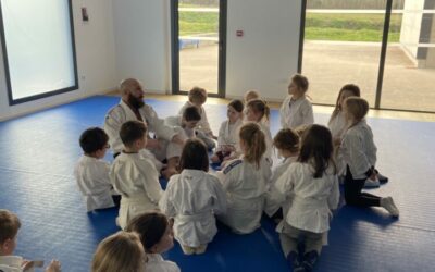 Des ceintures déjà bien accrochées !